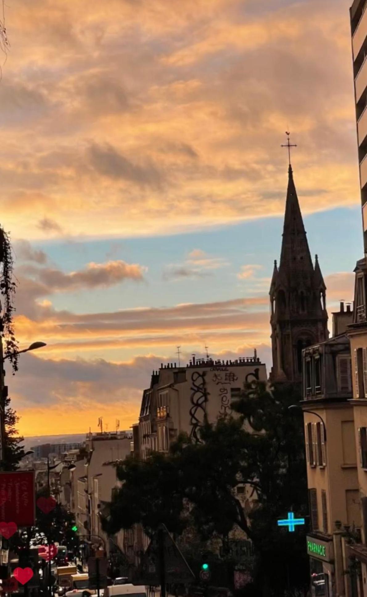 Chez Les Artistes De Menilmontant Apartment ปารีส ภายนอก รูปภาพ